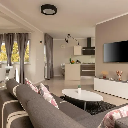 Apartment Nina By Interhome *